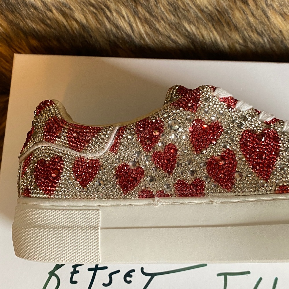 Betsey Johnson Women’s Sidny Platform Sneakers - Hearts - Picture 5 of 8